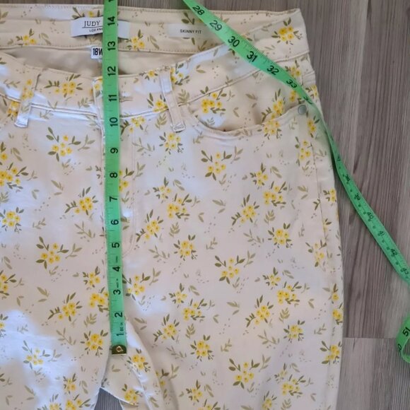 💥💥‼️Sale‼️JUDY BLUE 18W Skinny Fit Stretch Jeans - Picture 9 of 11